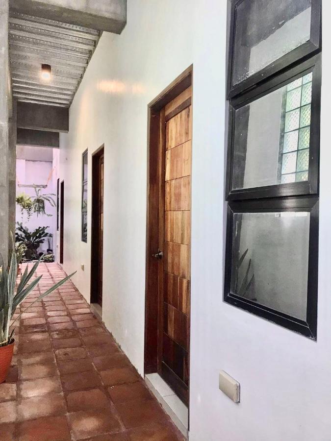 Nord House Laoag Hostel Eksteriør bilde