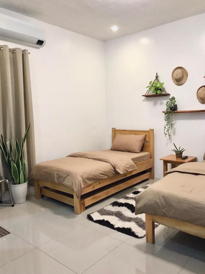 Nord House Laoag Hostel Eksteriør bilde